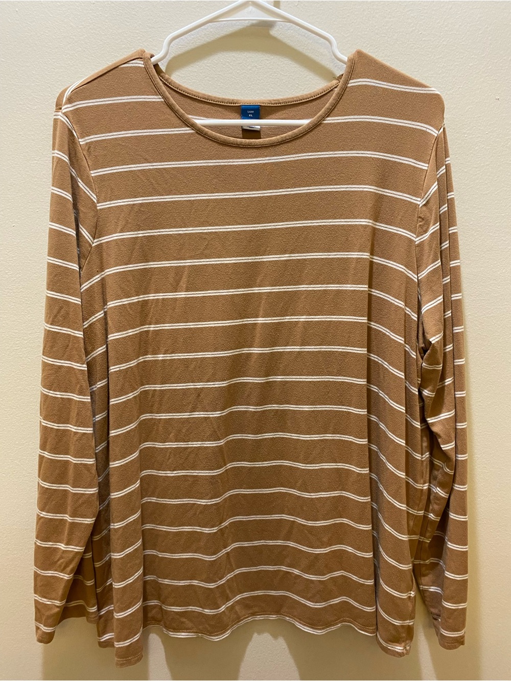 Old Navy Brown Striped Long-Sleeve Crewneck Shirt